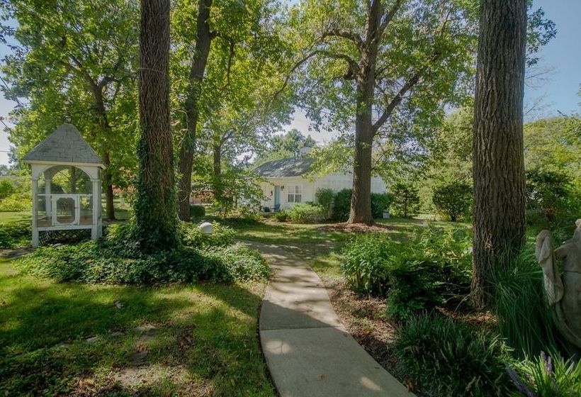 Dickey House Bed & Breakfast