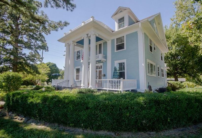 Dickey House Bed & Breakfast