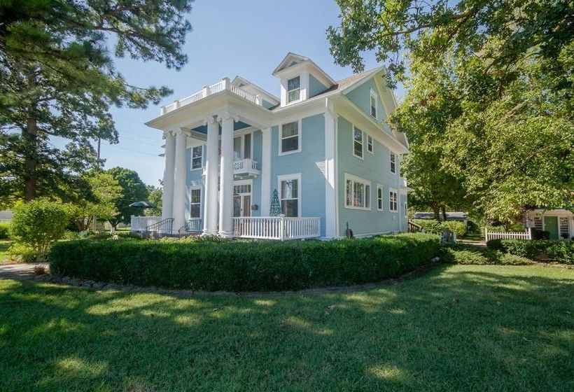 Dickey House Bed & Breakfast