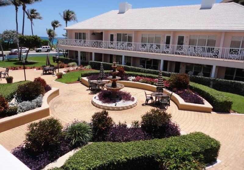 Dover House Resort