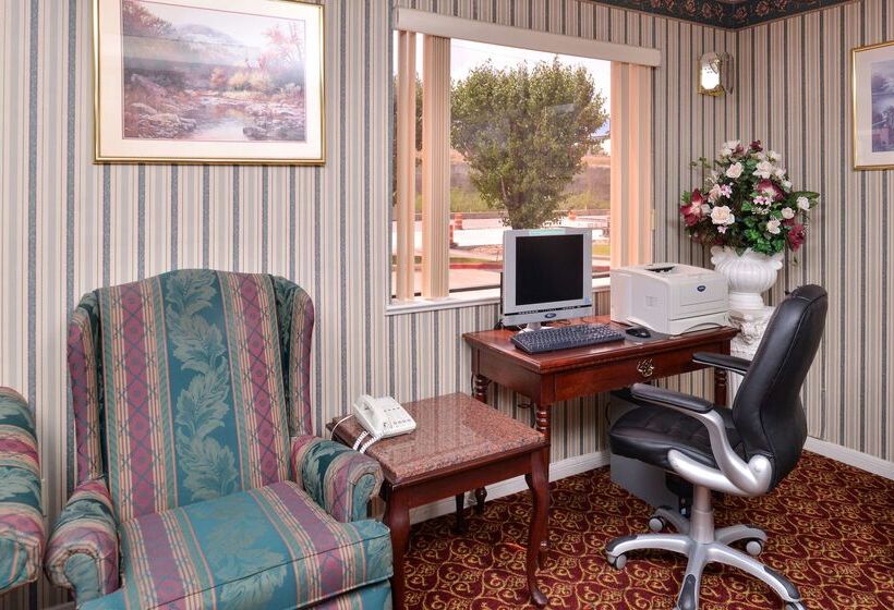 فندق Americas Best Value Inn And Suites Houston/northwest Brookhollow