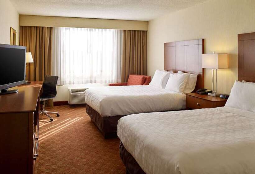 Clarion Hotel Airport