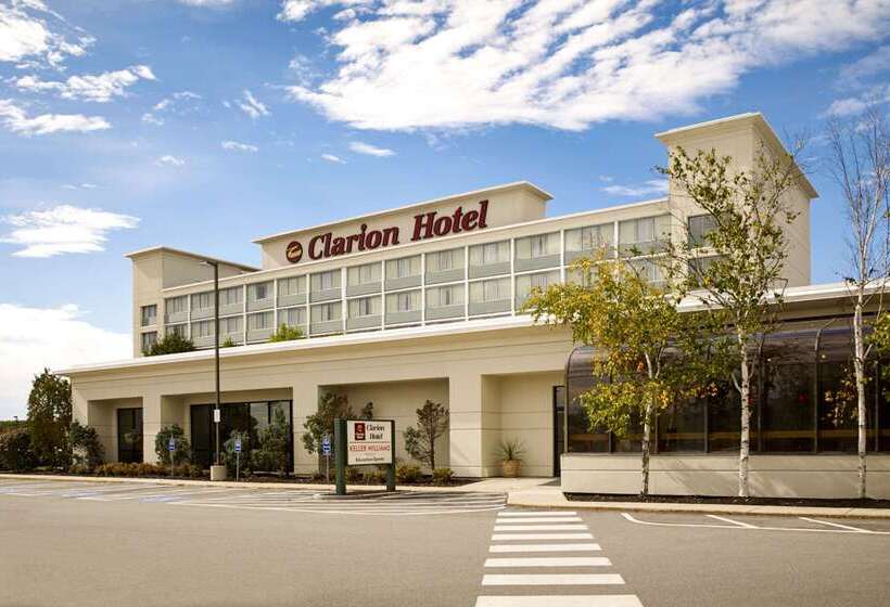Clarion Hotel Airport