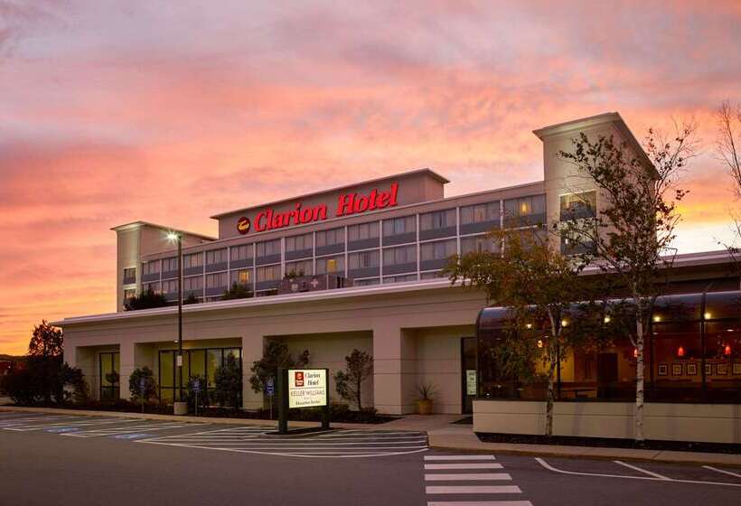 Clarion Hotel Airport