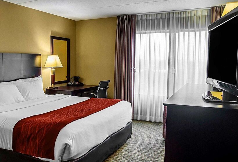 فندق Comfort Inn & Suites Watertown  1000 Islands