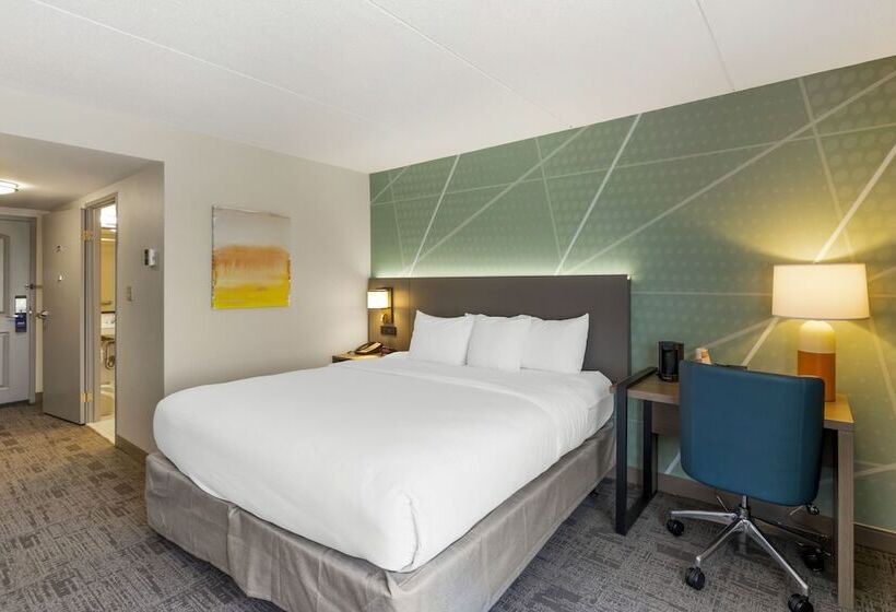 فندق Comfort Inn & Suites Watertown  1000 Islands