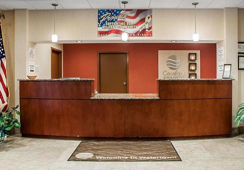 فندق Comfort Inn & Suites Watertown  1000 Islands