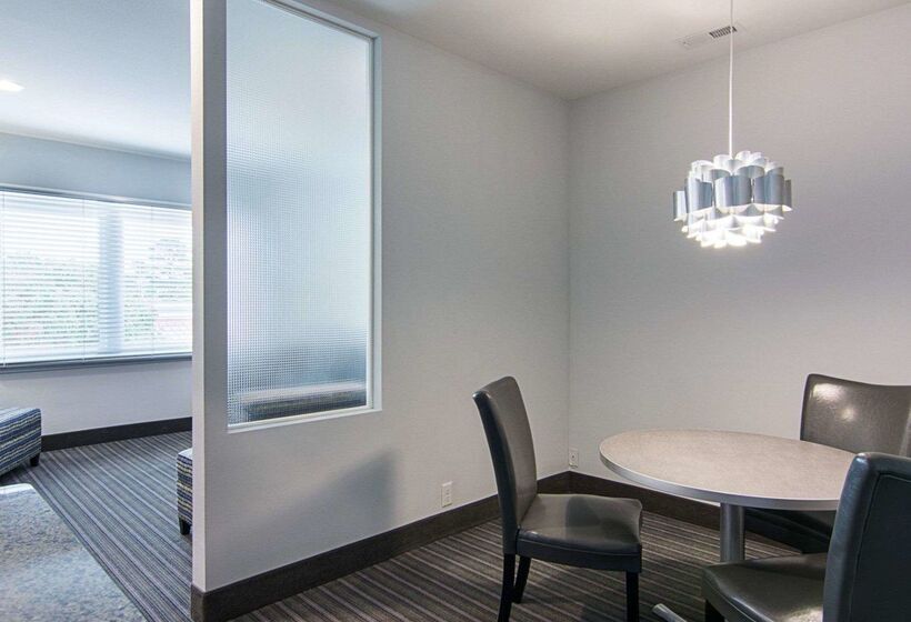 Отель Comfort Inn Williamsburg Gateway