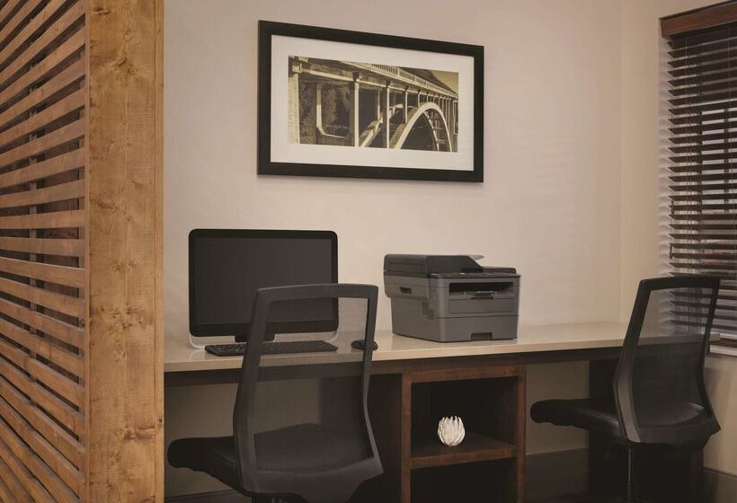 Отель Country Inn & Suites By Radisson, London, Ky