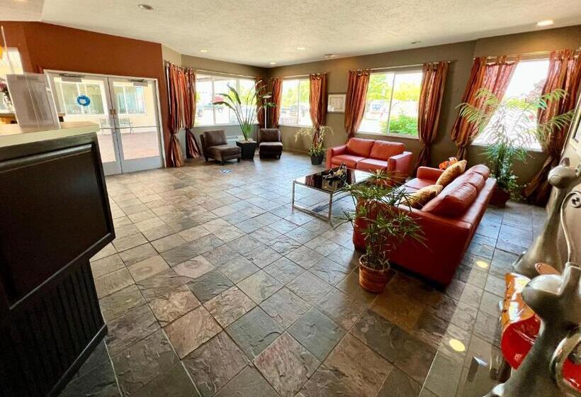 호텔 Court Plaza Inn & Suites Of Mackinaw