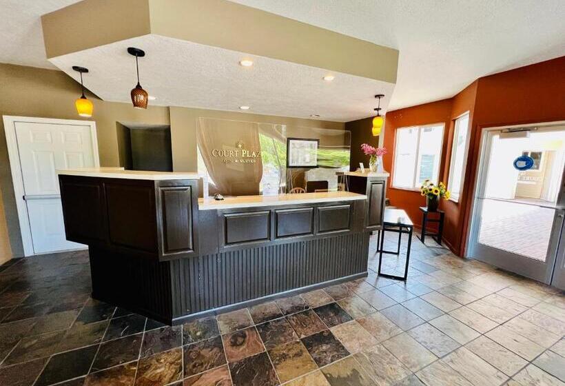 호텔 Court Plaza Inn & Suites Of Mackinaw