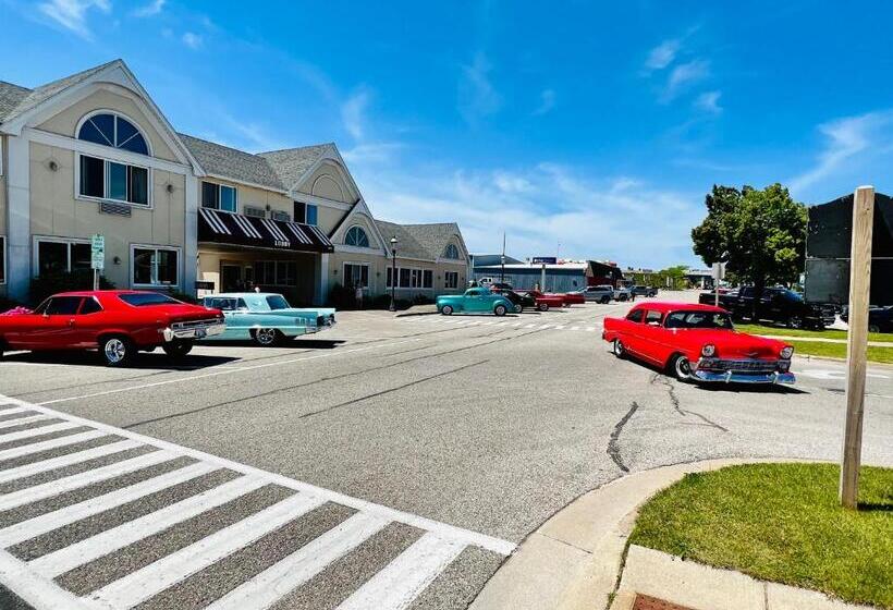 호텔 Court Plaza Inn & Suites Of Mackinaw