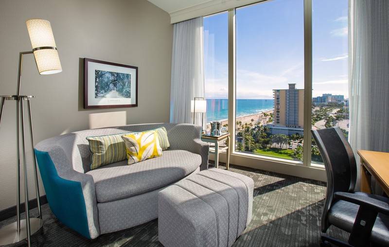 ホテル Courtyard by Marriott Fort Lauderdale Beach