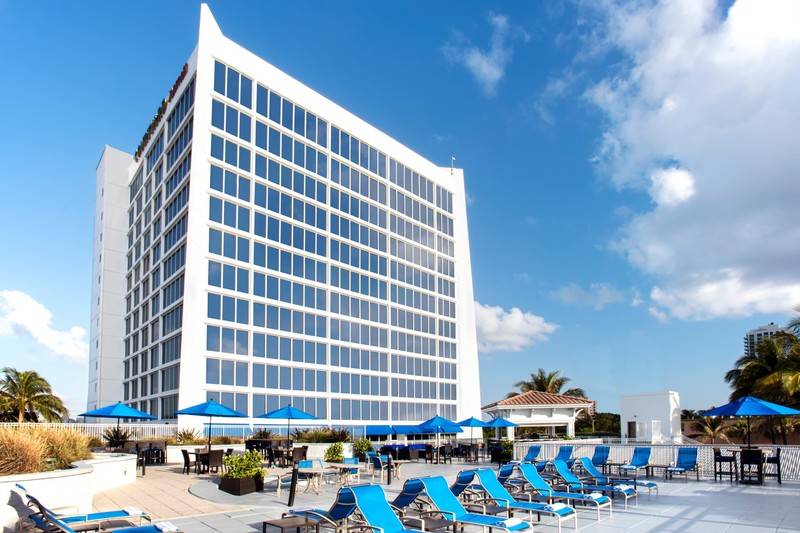 ホテル Courtyard by Marriott Fort Lauderdale Beach