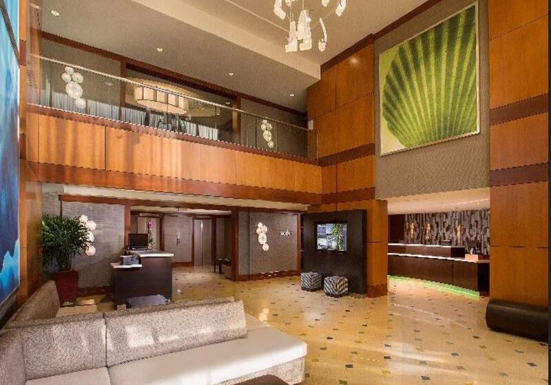 هتل Courtyard by Marriott Fort Lauderdale Beach