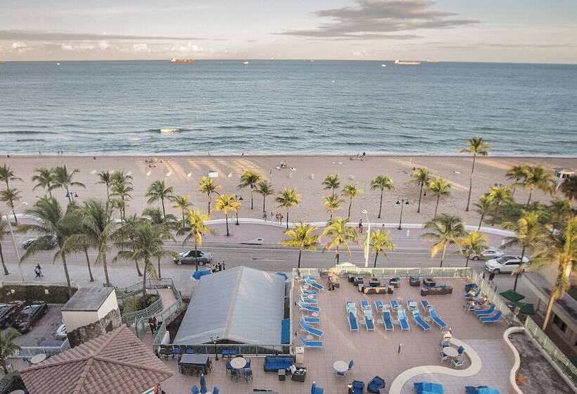 ホテル Courtyard by Marriott Fort Lauderdale Beach