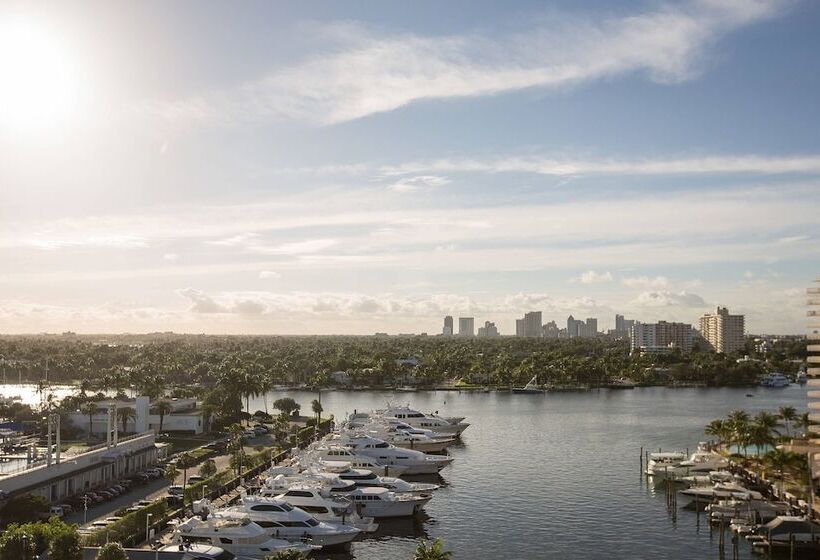 ホテル Courtyard by Marriott Fort Lauderdale Beach