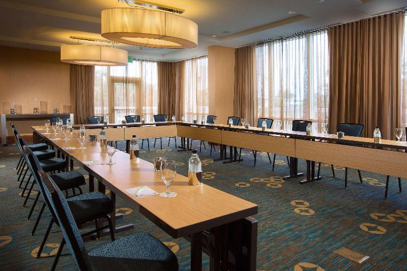 ホテル Courtyard by Marriott Fort Lauderdale Beach