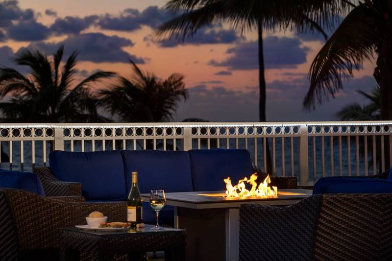 ホテル Courtyard by Marriott Fort Lauderdale Beach