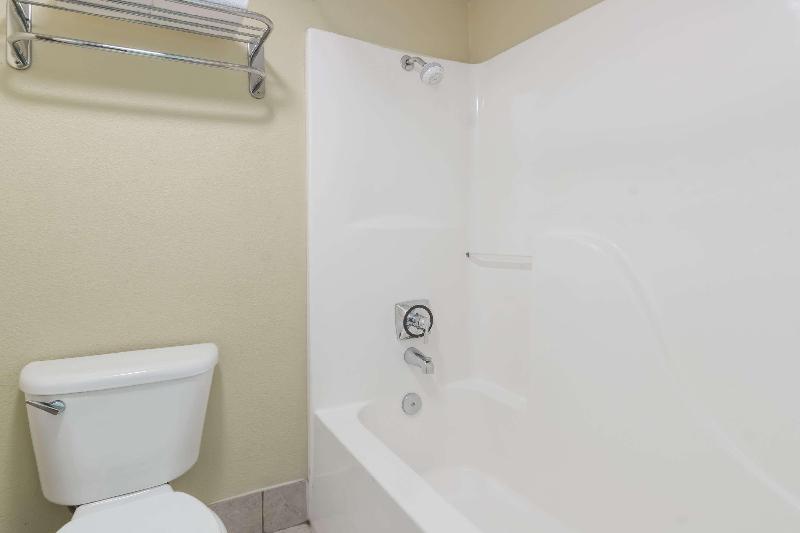 Hotelli Days Inn By Wyndham Austin South