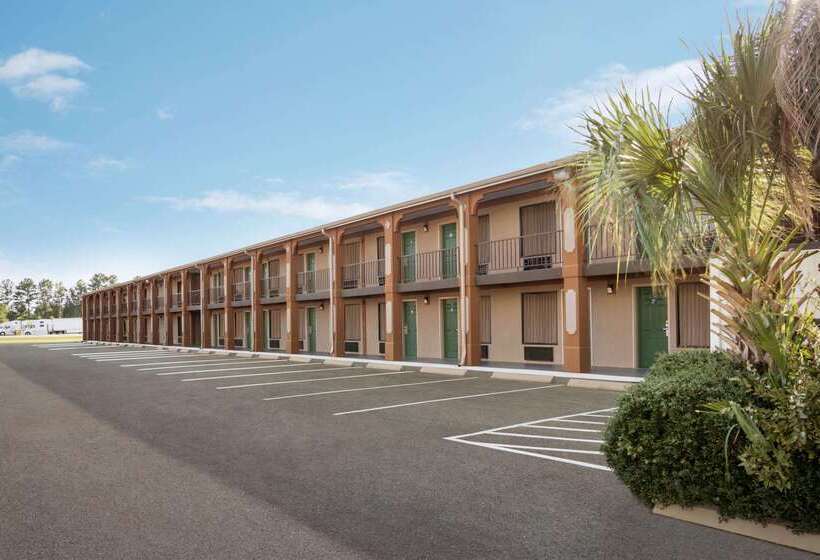 ホテル Days Inn By Wyndham Hardeeville/ I95 State Line