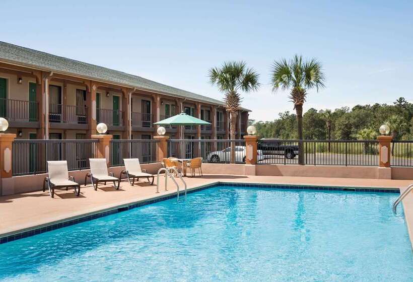 ホテル Days Inn By Wyndham Hardeeville/ I95 State Line