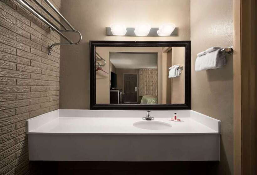 ホテル Days Inn By Wyndham Hardeeville/ I95 State Line