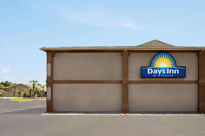 فندق Days Inn By Wyndham Hardeeville/ I95 State Line