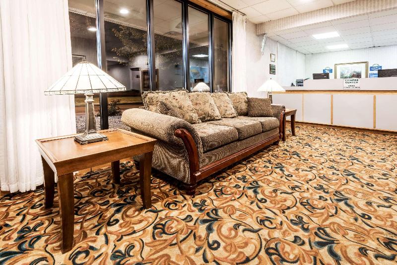 酒店 Days Inn By Wyndham Henrietta/rochester Area