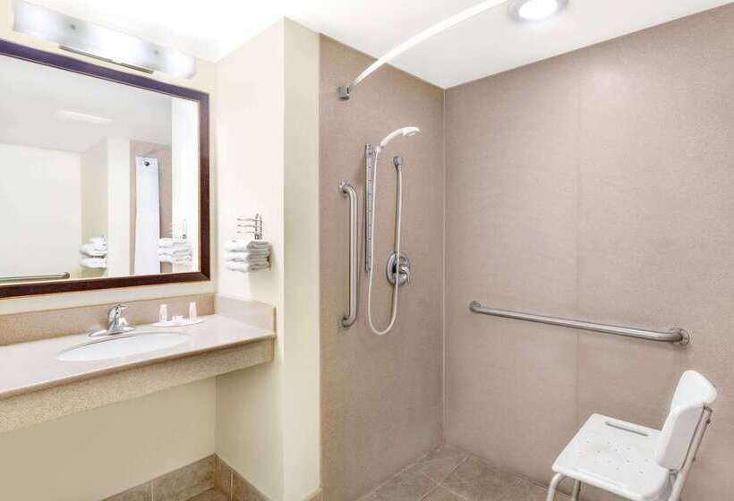 فندق Days Inn By Wyndham Kingman East