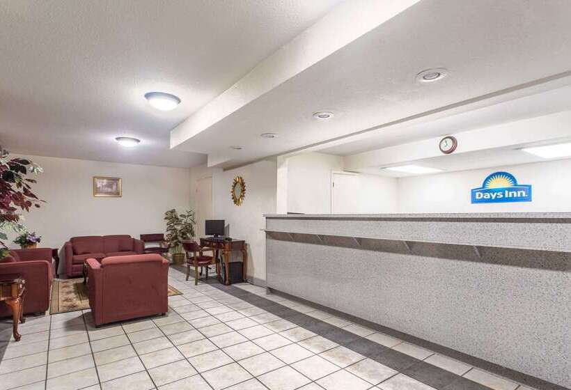 فندق Days Inn By Wyndham Lake City I10