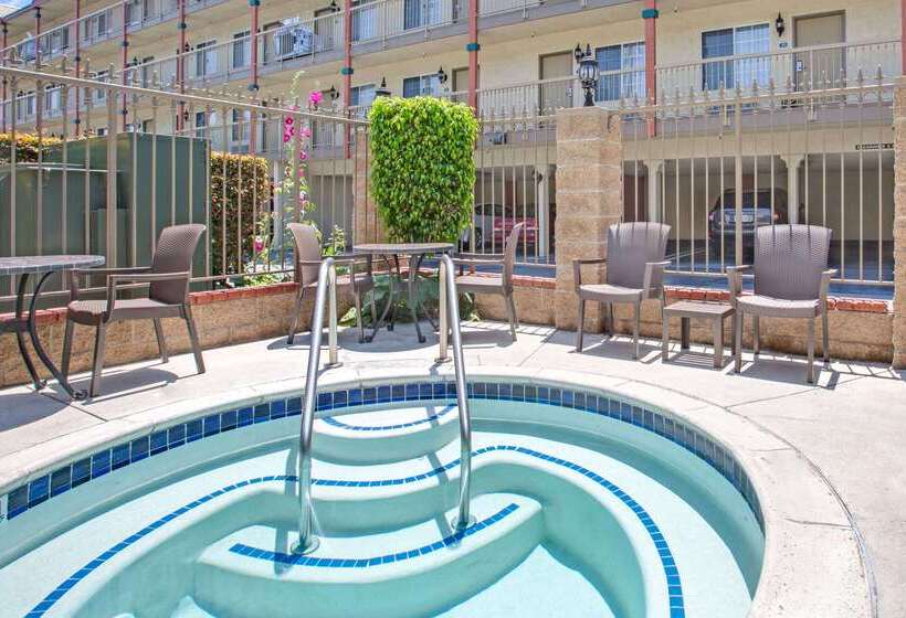 فندق Days Inn By Wyndham Los Angeles Lax/ Redondo&manhattanbeach