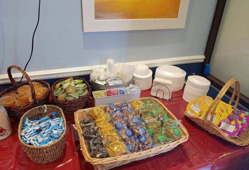 Отель Days Inn By Wyndham Mt Pleasantcharlestonpatriots Point