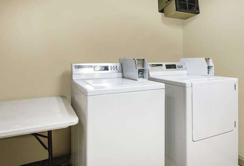 فندق Days Inn By Wyndham Oak Grove/ft. Campbell