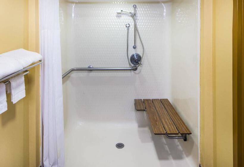 فندق Days Inn By Wyndham Oak Grove/ft. Campbell