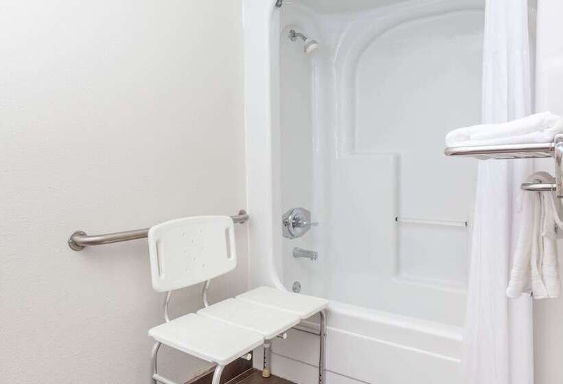 ホテル Days Inn By Wyndham San Francisco S/oyster Point Airport