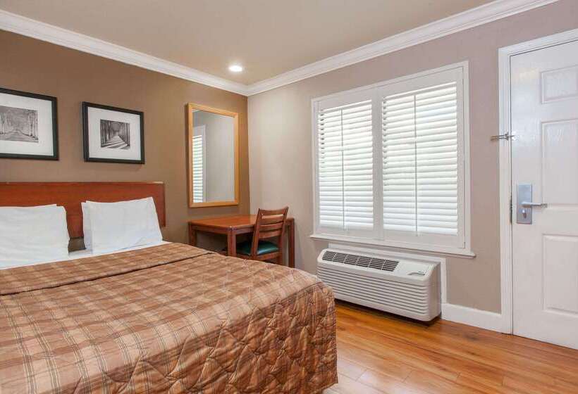 בית מלון כפרי Days Inn By Wyndham San Francisco S/oyster Point Airport