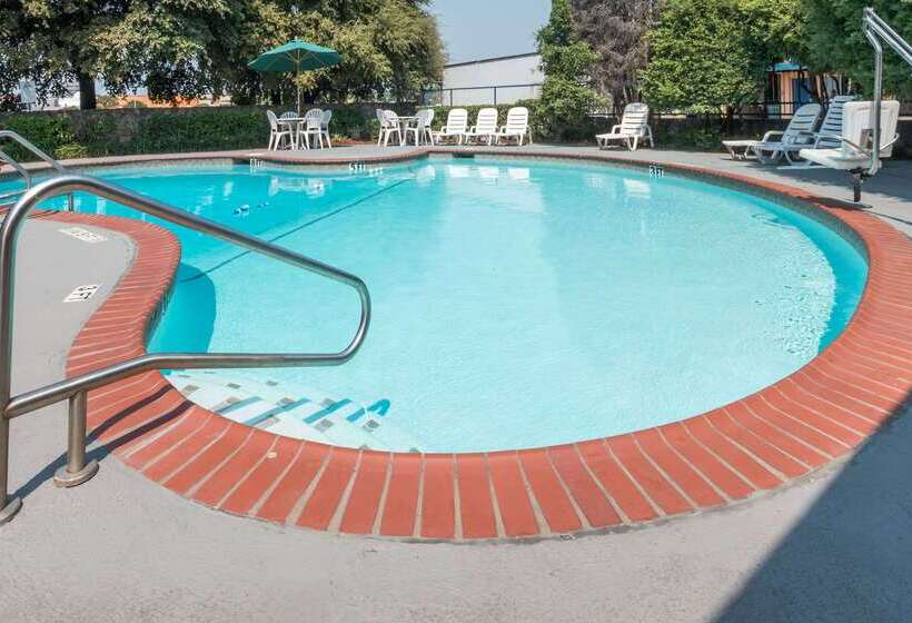 ホテル Days Inn By Wyndham South Fort Worth