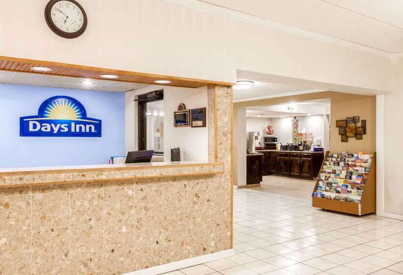 בית מלון כפרי Days Inn By Wyndham Syracuse