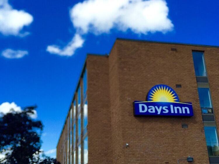 בית מלון כפרי Days Inn By Wyndham Syracuse
