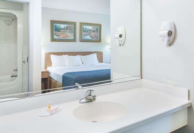 هتل Days Inn By Wyndham Valdosta I 75