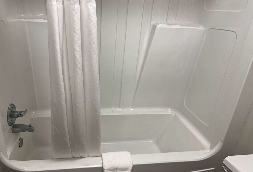 هتل Days Inn By Wyndham Valdosta I 75
