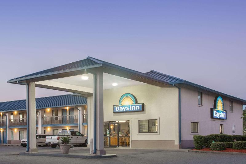 فندق Days Inn By Wyndham Valdosta I 75