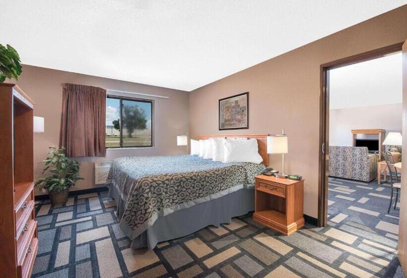 فندق Days Inn By Wyndham Watertown