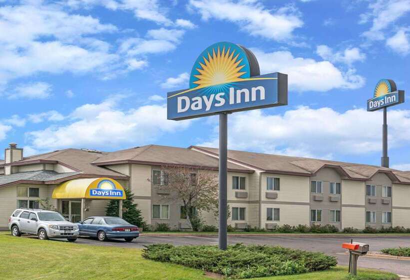 فندق Days Inn By Wyndham Westeau Claire