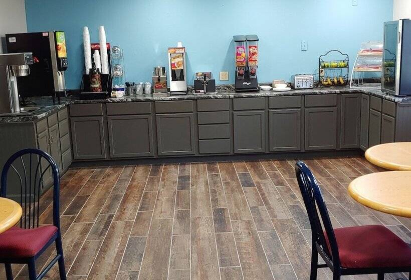 فندق Days Inn By Wyndham Westeau Claire