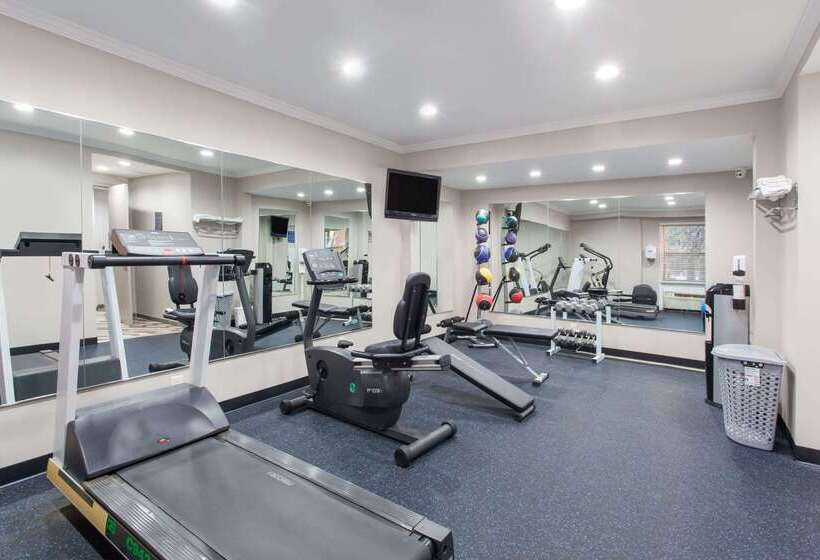 فندق Days Inn By Wyndham Wilmington/brandywine