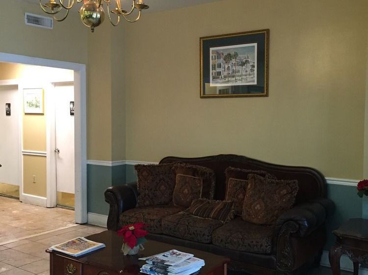 ホテル Days Inn By Wyndham Charleston Historic District