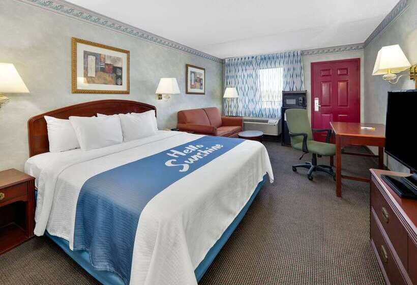 هتل Days Inn & Suites By Wyndham Bentonville