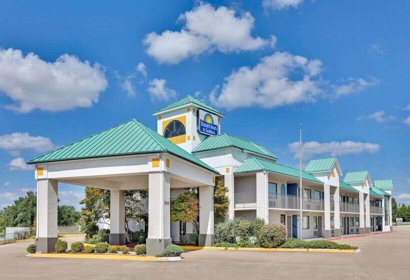 هتل Days Inn & Suites By Wyndham Bentonville